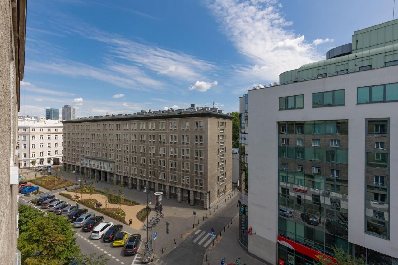 Stylish Downtown By Renters Apartament