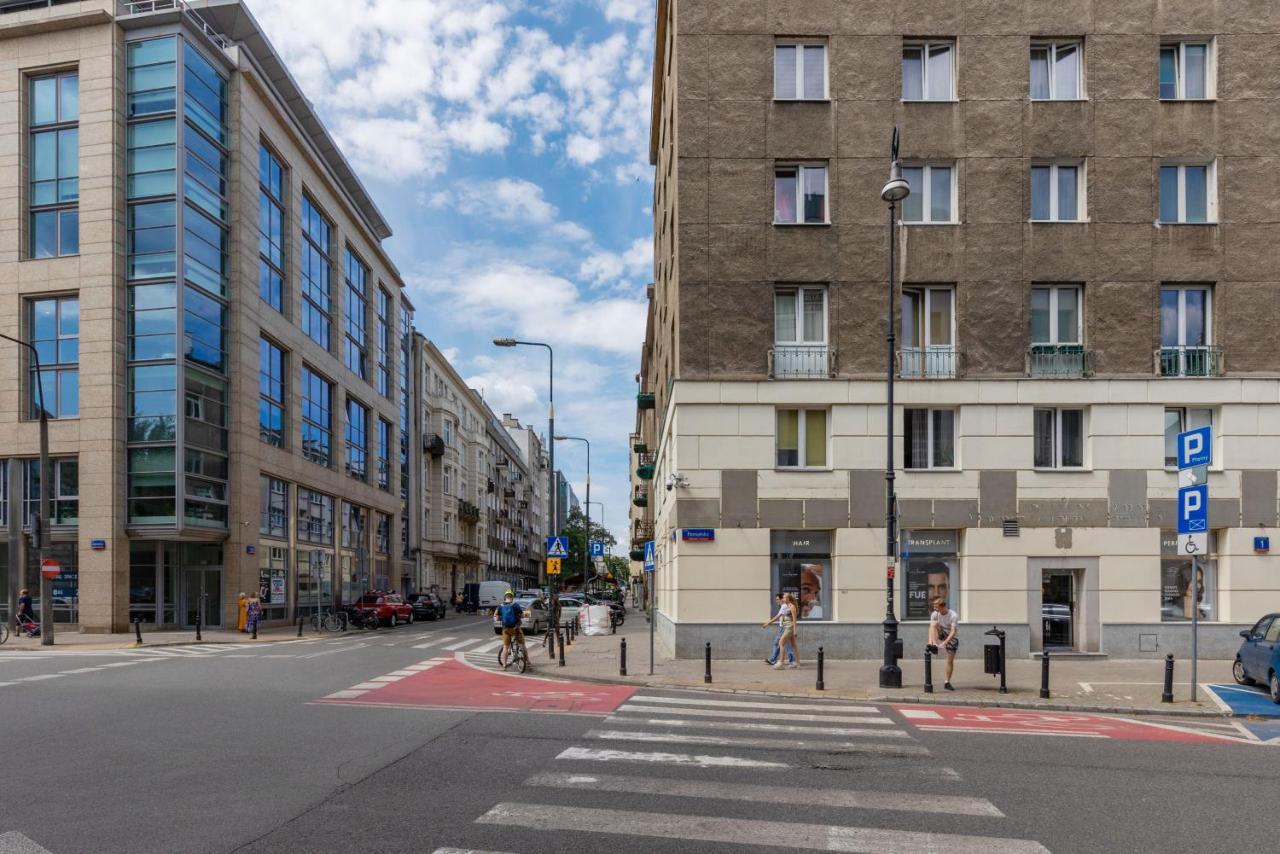 Stylish Downtown By Renters Apartament