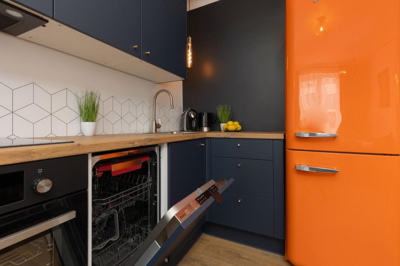 Stylish Downtown By Renters Apartament *